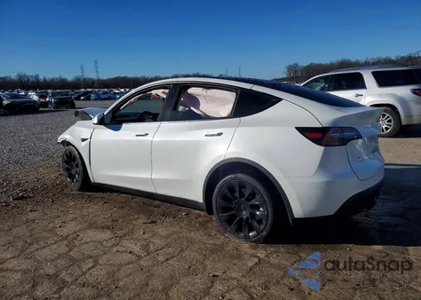 2023 Tesla Model Y z USA, uszkodzony, nr VIN 7SAYGAEE8PF661251